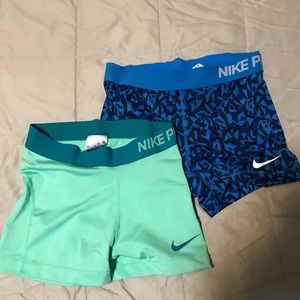 💙💚Nike Pro Shorts💙💚